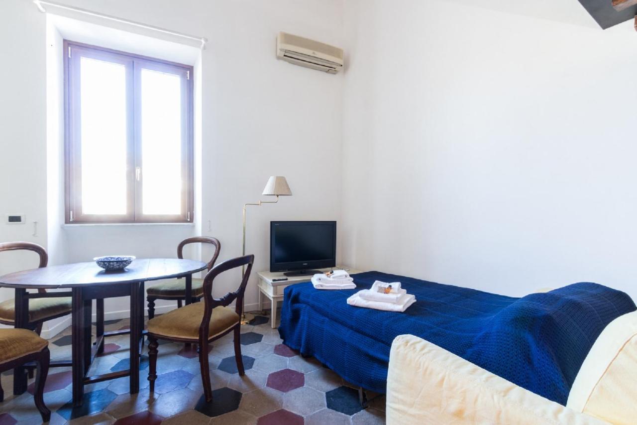 Sunny Apartment Navona Square Рим Екстериор снимка